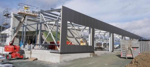 BSDFM 35 Wandriegel montiert und Montage der Wandpaneele (1)